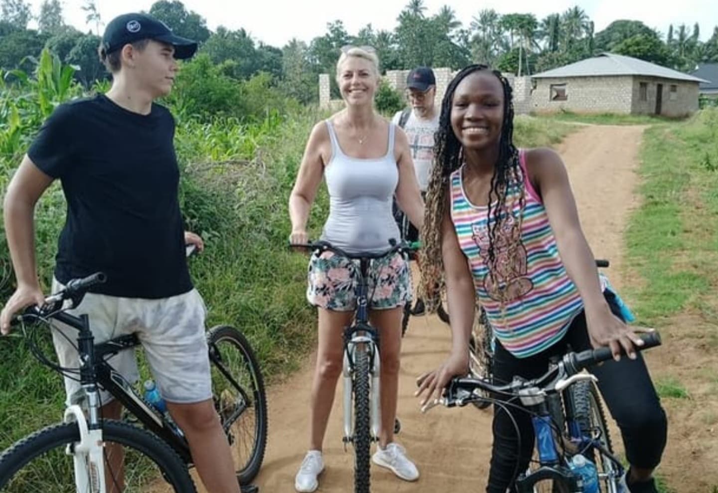 Half-Day Bicycle Tour with Refreshments